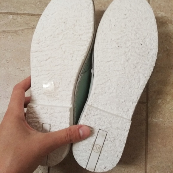 🆕 NWOB • genuine leather oxfords - Picture 4 of 5